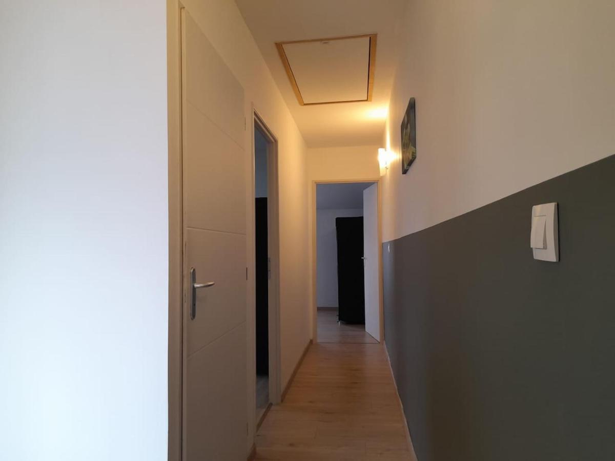 De 100m2 Avec Terrasse * Wardrecques